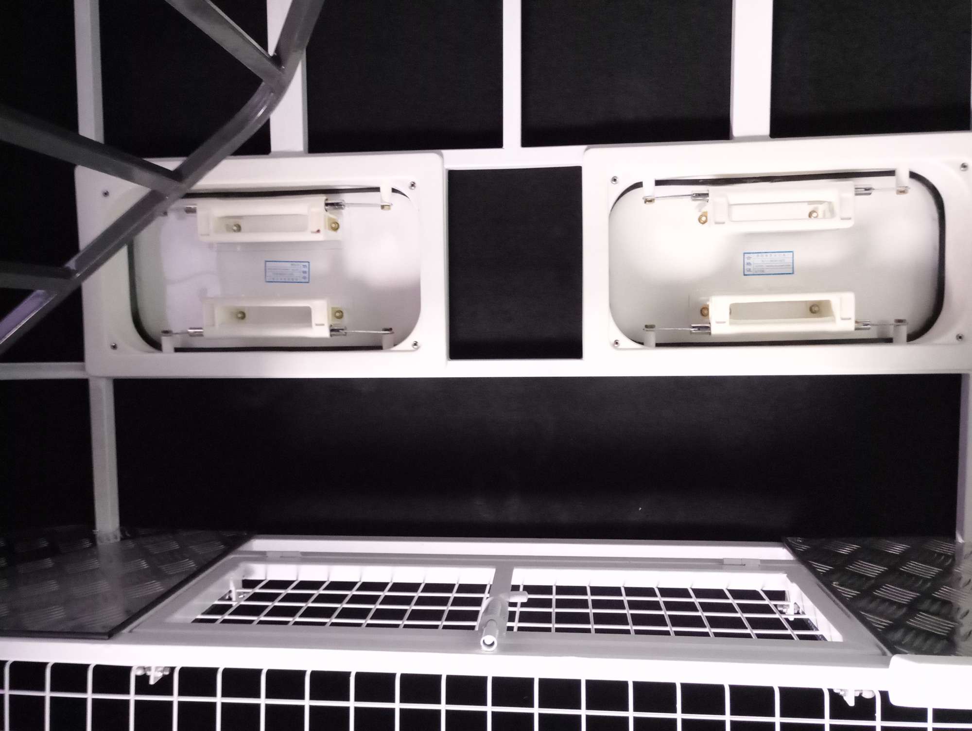 Flotador para caballos tipo Deluxe para 3 caballos