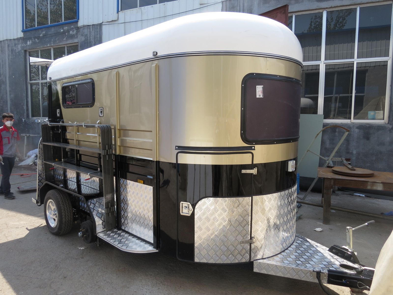 Flotador para caballos tipo Deluxe para 2 caballos