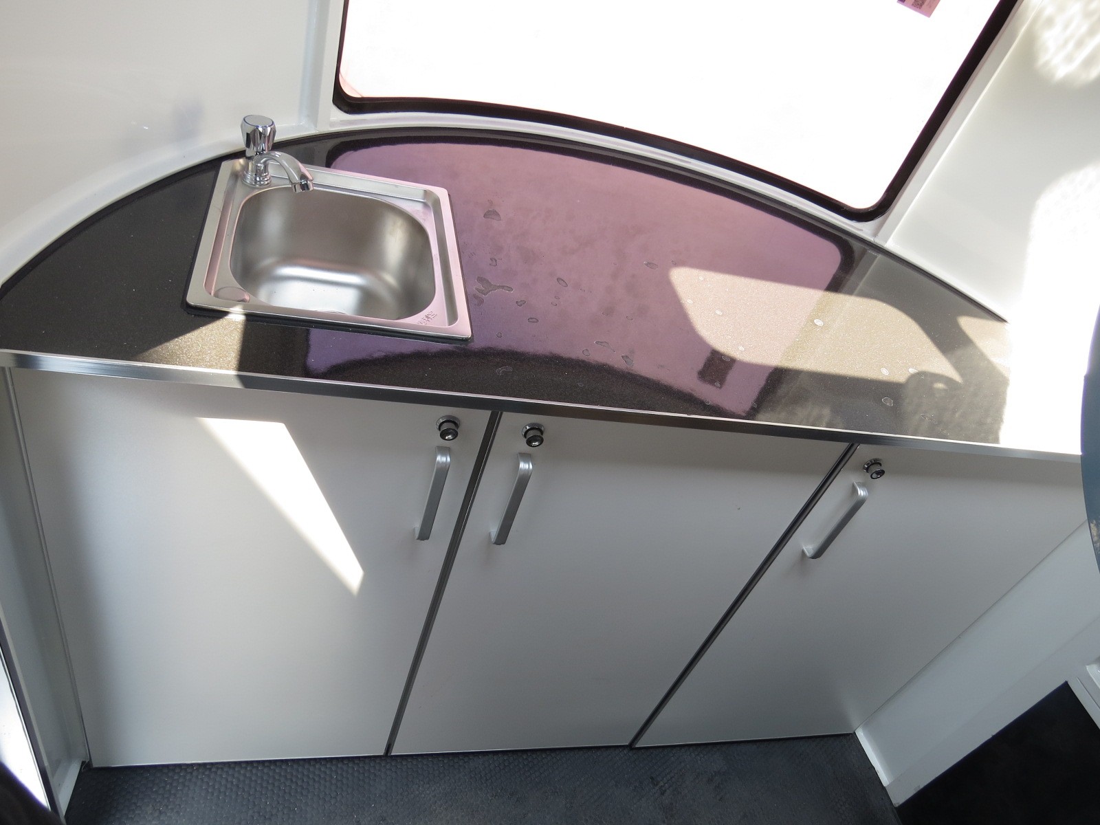 Flotador para caballos tipo Deluxe para 2 caballos