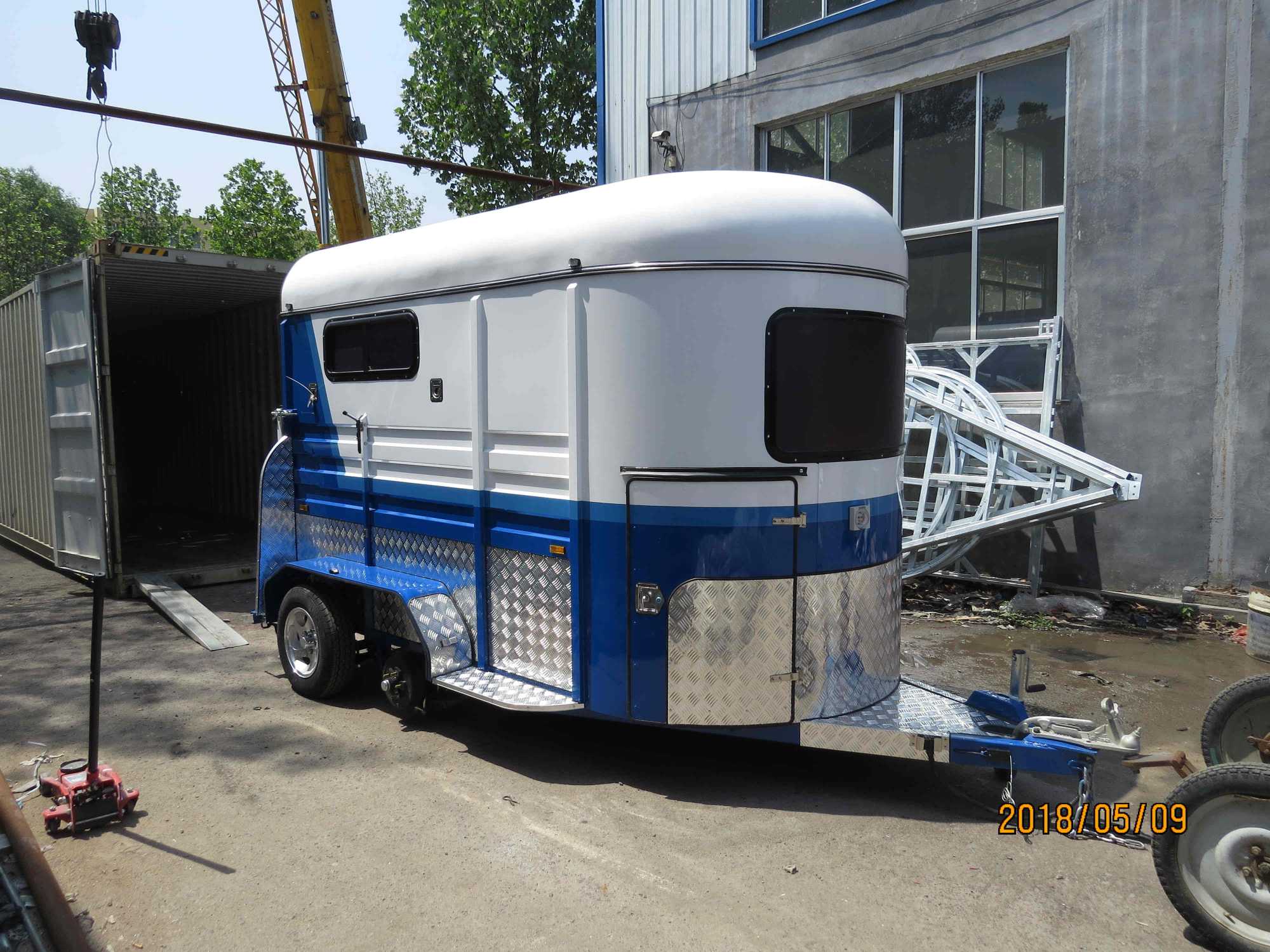 Flotador para caballos tipo estándar para 2 caballos