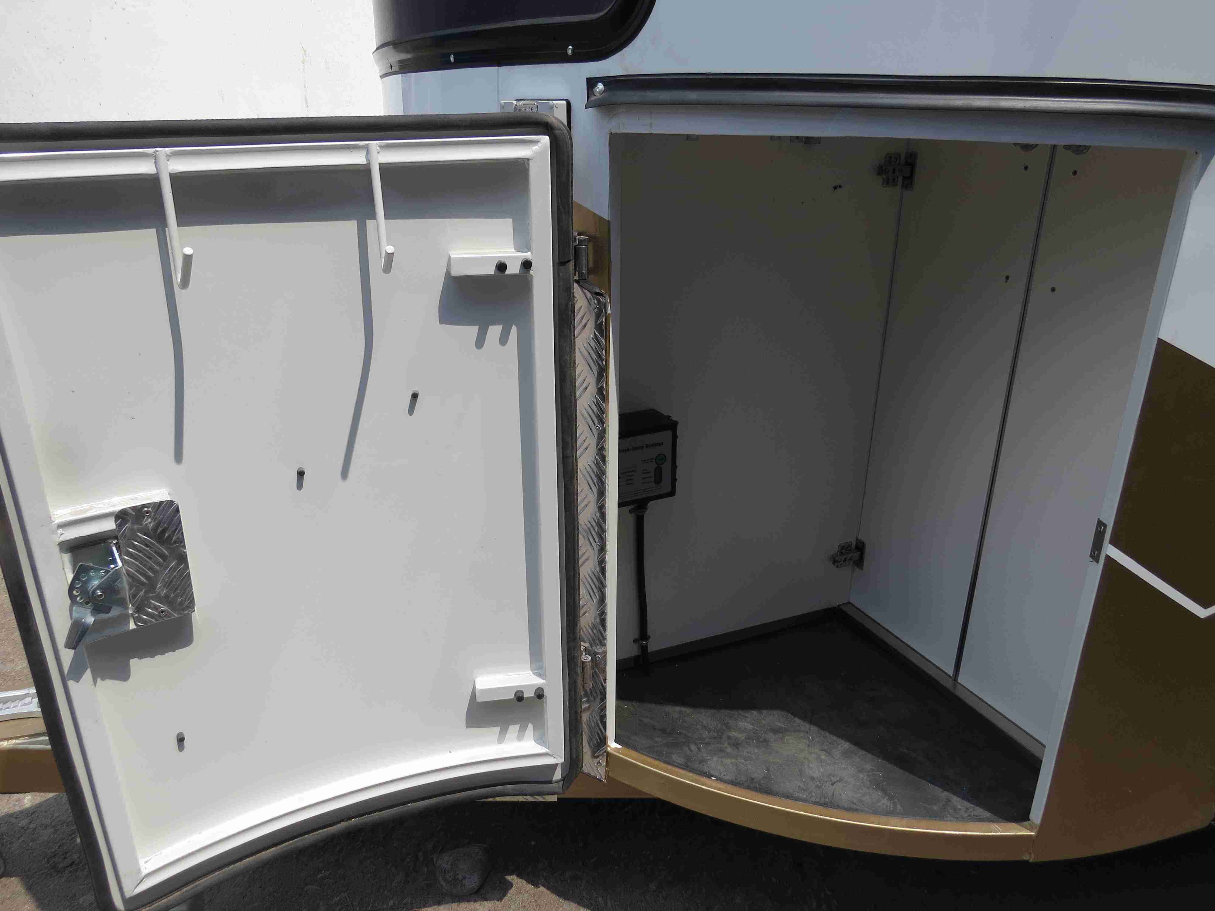 Flotador para caballos tipo Deluxe para 2 caballos