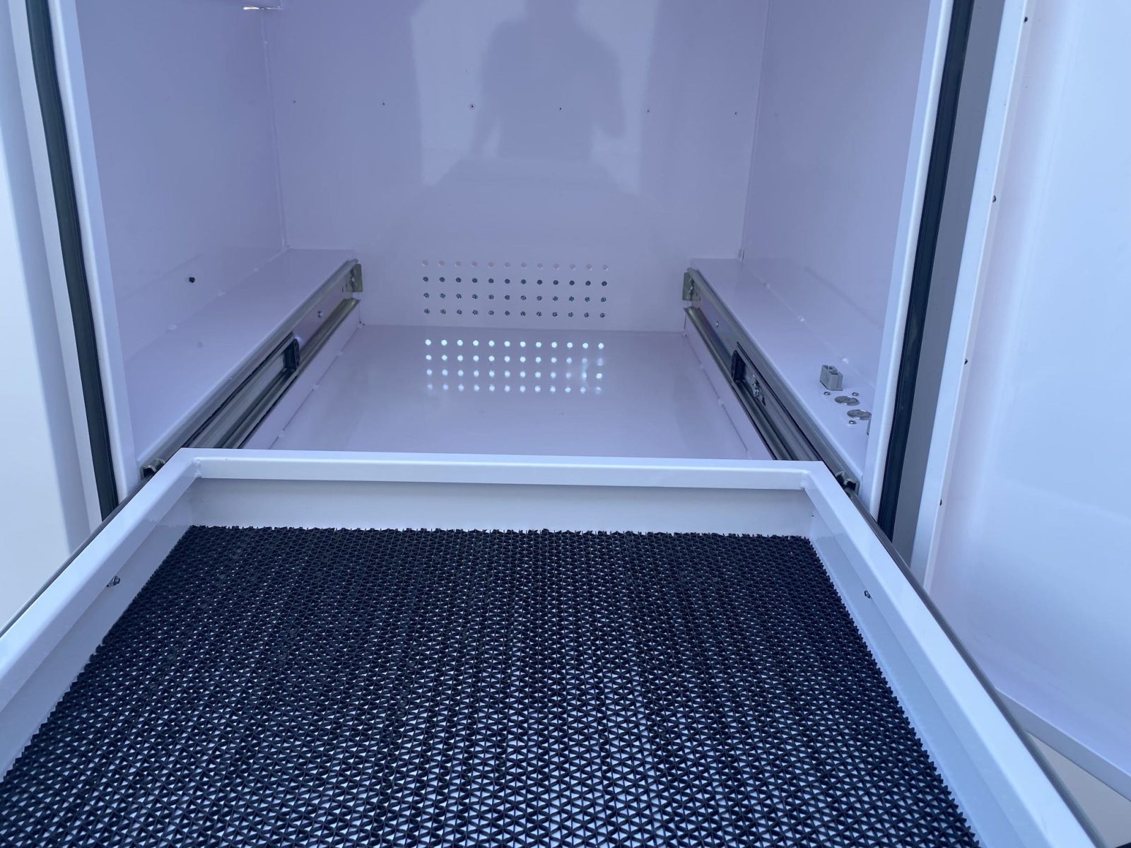 Remolque comercial grande de un solo eje