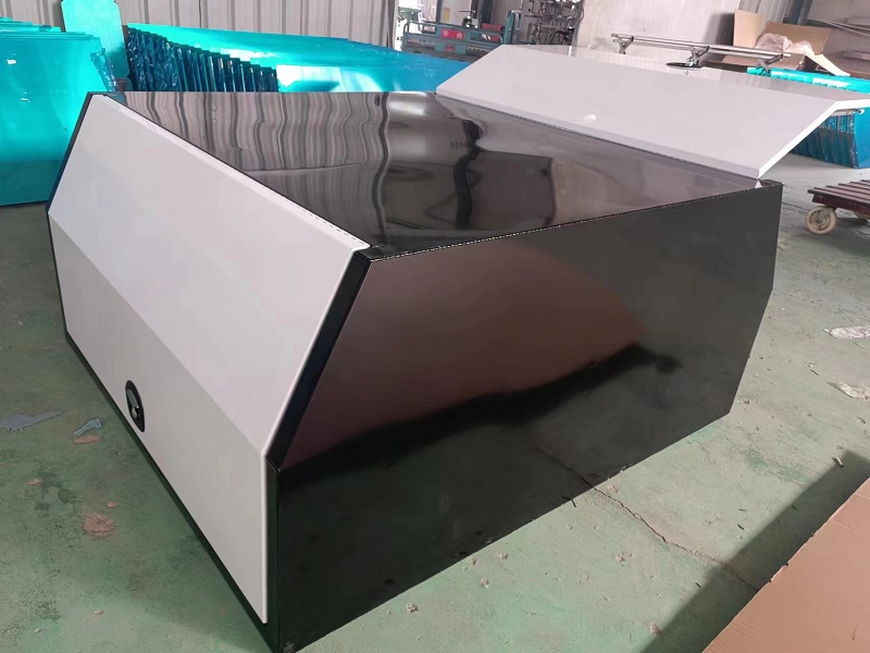 Toldo de ala de gaviota para camión compacto