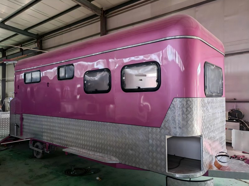 flotador de caballo delantero cuadrado personalizado