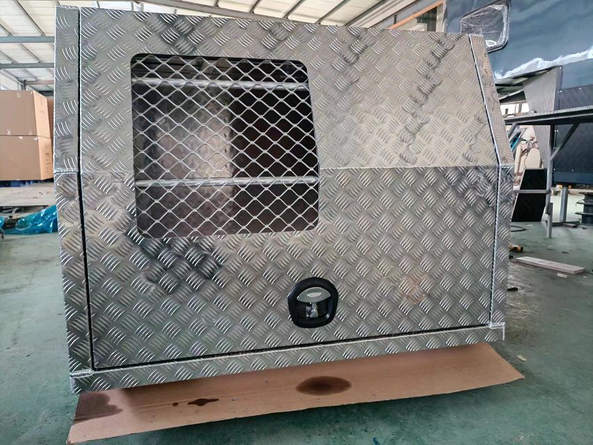 dosel ute con caja para perros