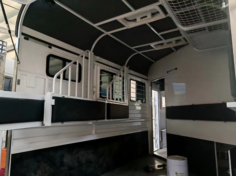 flotador de caballo delantero cuadrado personalizado