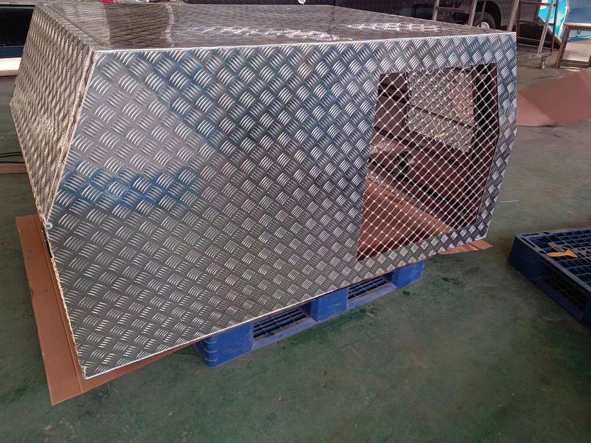 dosel ute con caja para perros