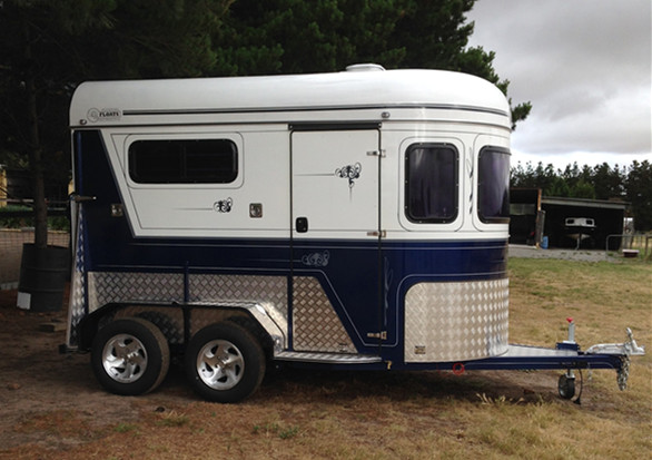 Remolque de lujo para caballos de carga recta tipo 2 caballos