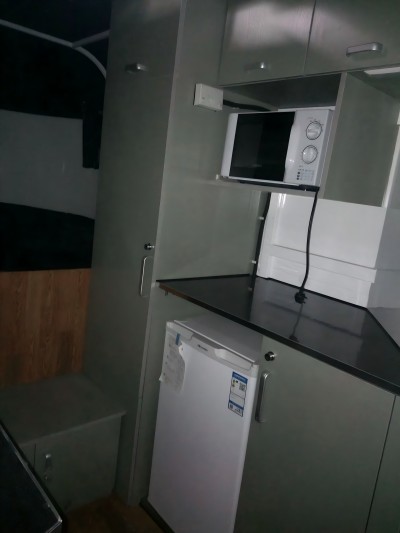 remolque para caballos con frente cuadrado hecho a medida remolque para caballos con frente cuadrado hecho a medida